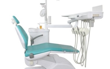 Vylepšená ergonomie díky nastavitelnému zdravotnickému vybavení a nábytku