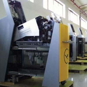 Letištní automat na výdej letenek